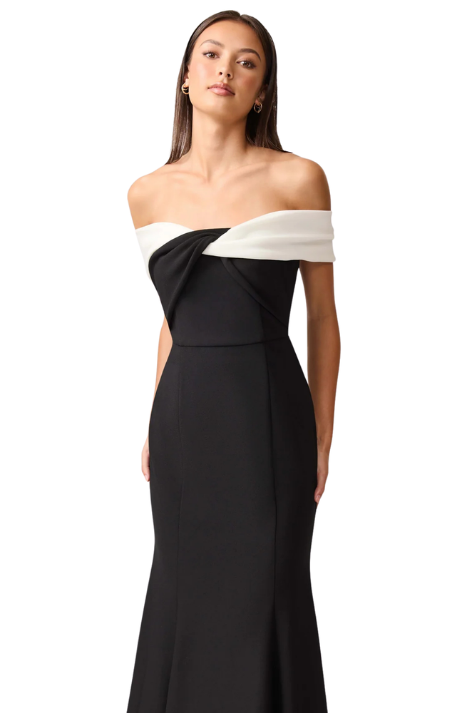 Vestido B/W Fiesta Brianna